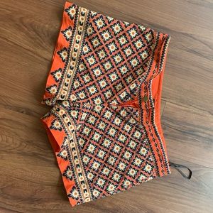 THML Pattern Embroidered Shorts Sz L